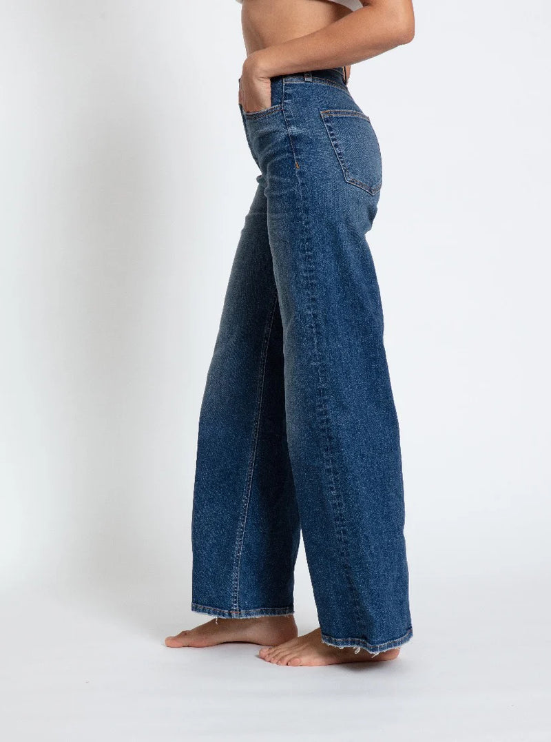 Gunnison Wide Leg Jean