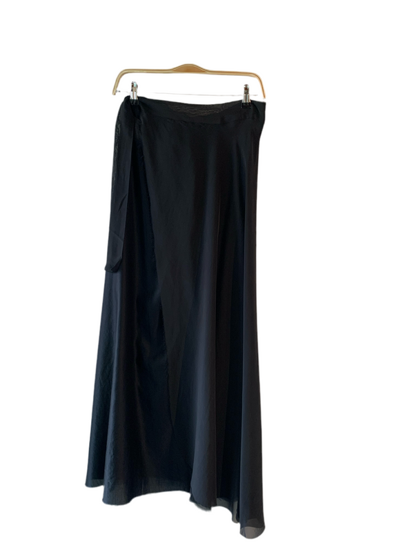 Magnolia Wrap Skirt | Black