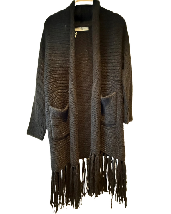 Ventura Poncho | Black