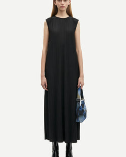 Sauma O-N Dress | Black