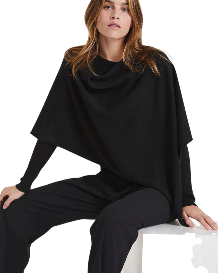 Dalia Poncho | Noir