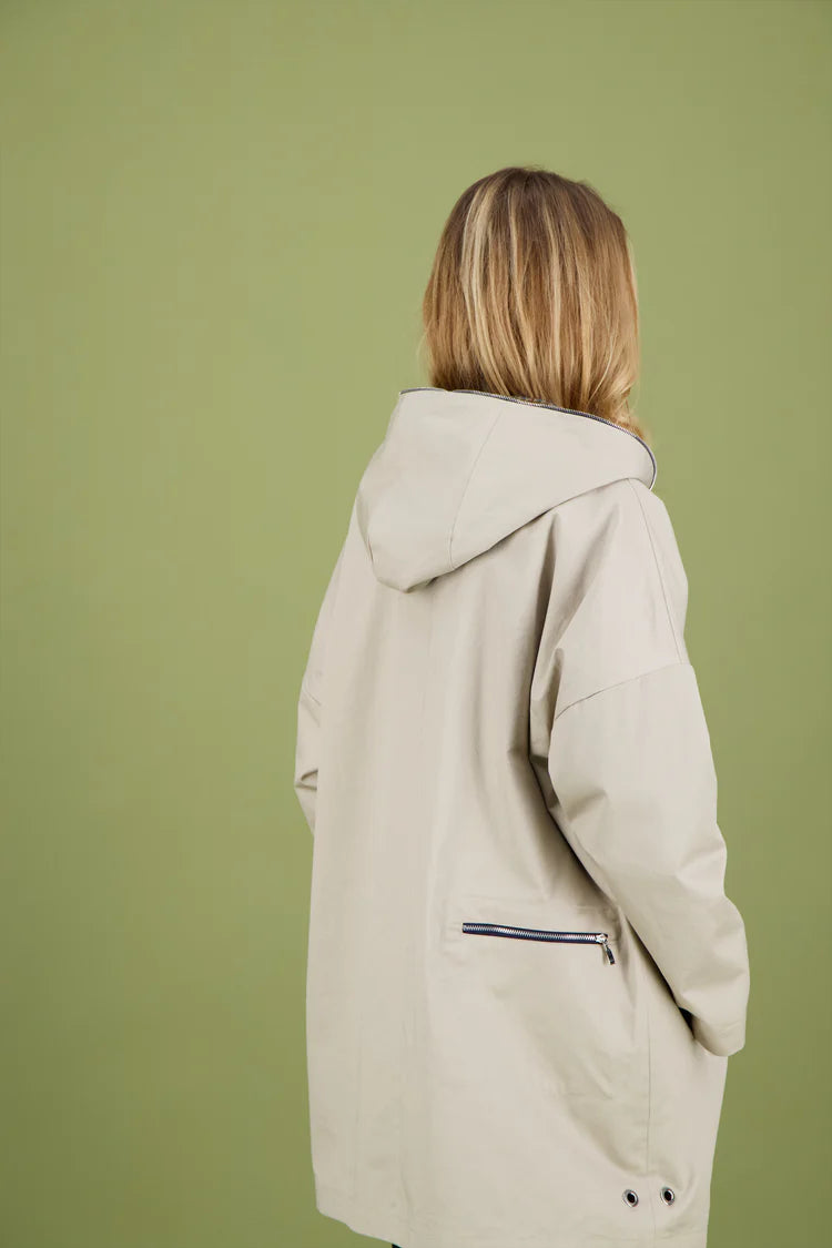 Thelma Reversible Jacket Cow | Dune