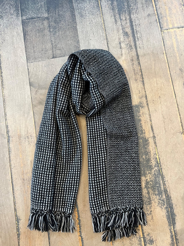 Cashmere Jali Weave | Black White