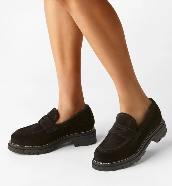 Devin Shearling Lined Loafer | Black