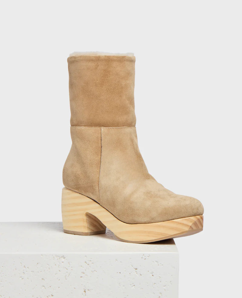 Odelette Shearling Lined Bootie | Tobacco