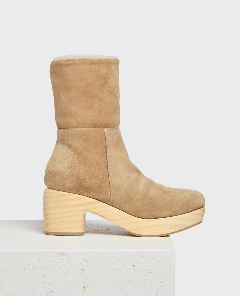 Odelette Shearling Lined Bootie | Tobacco